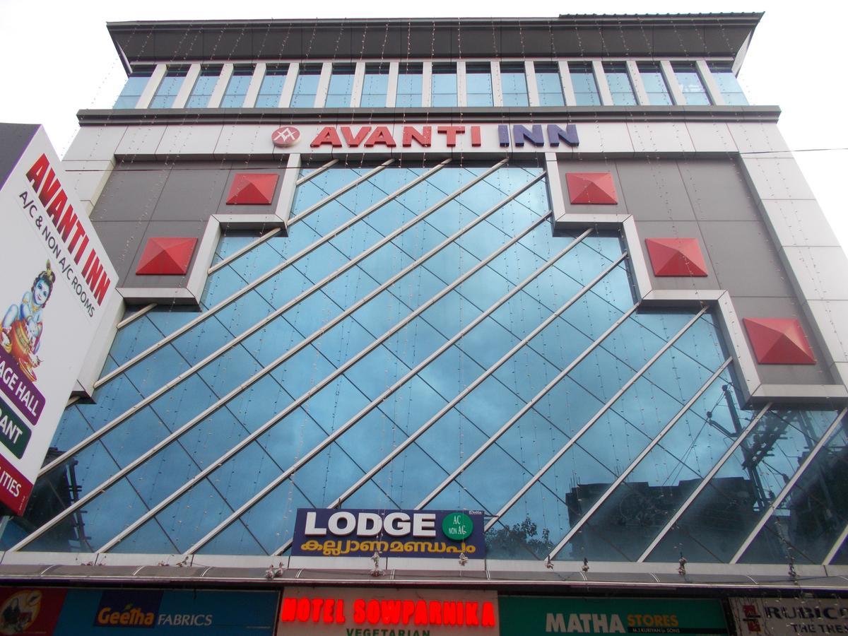 Avanti Inn Guruvāyūr Buitenkant foto